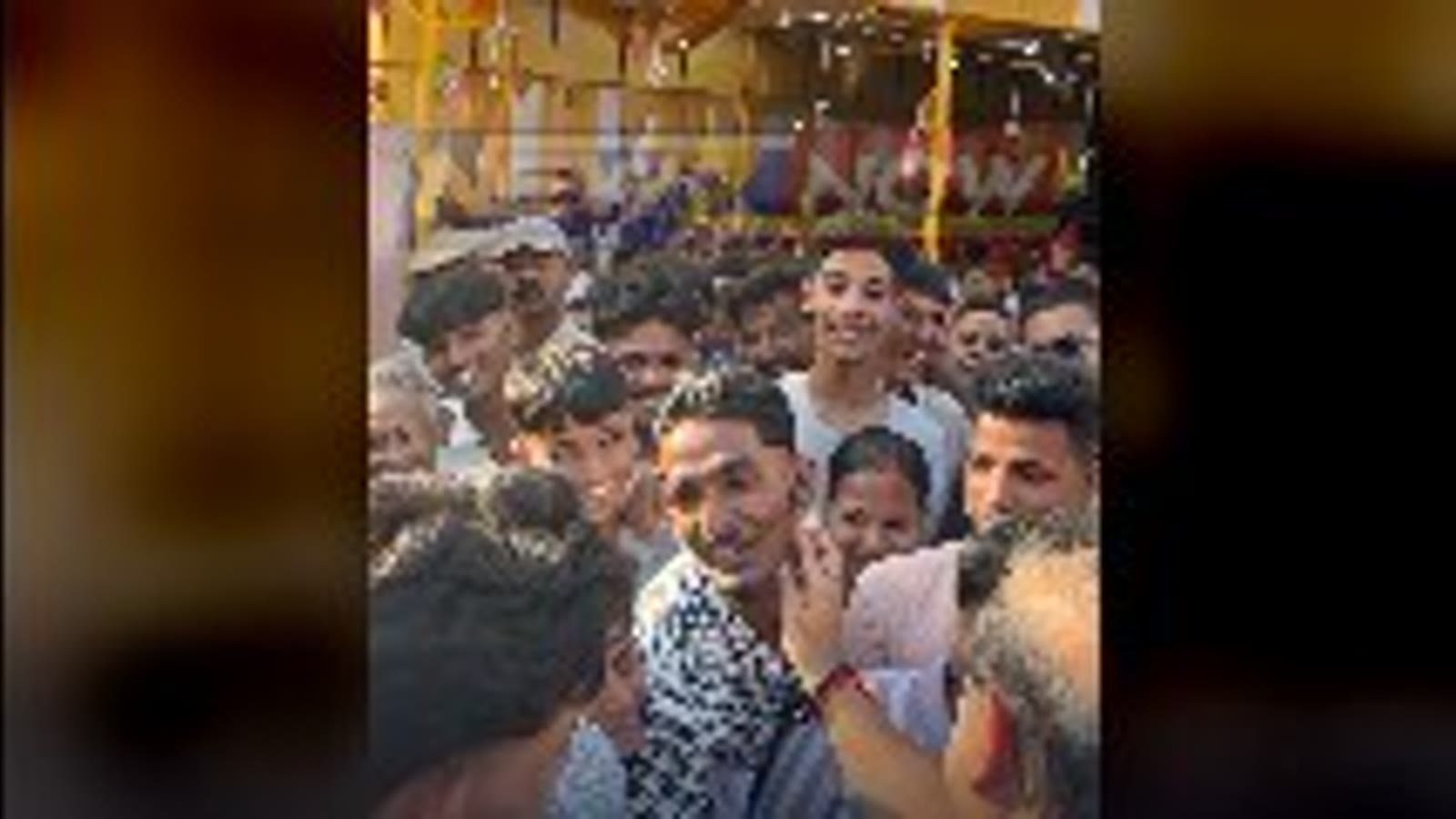 Chief Minister praises young man’s hair design in video