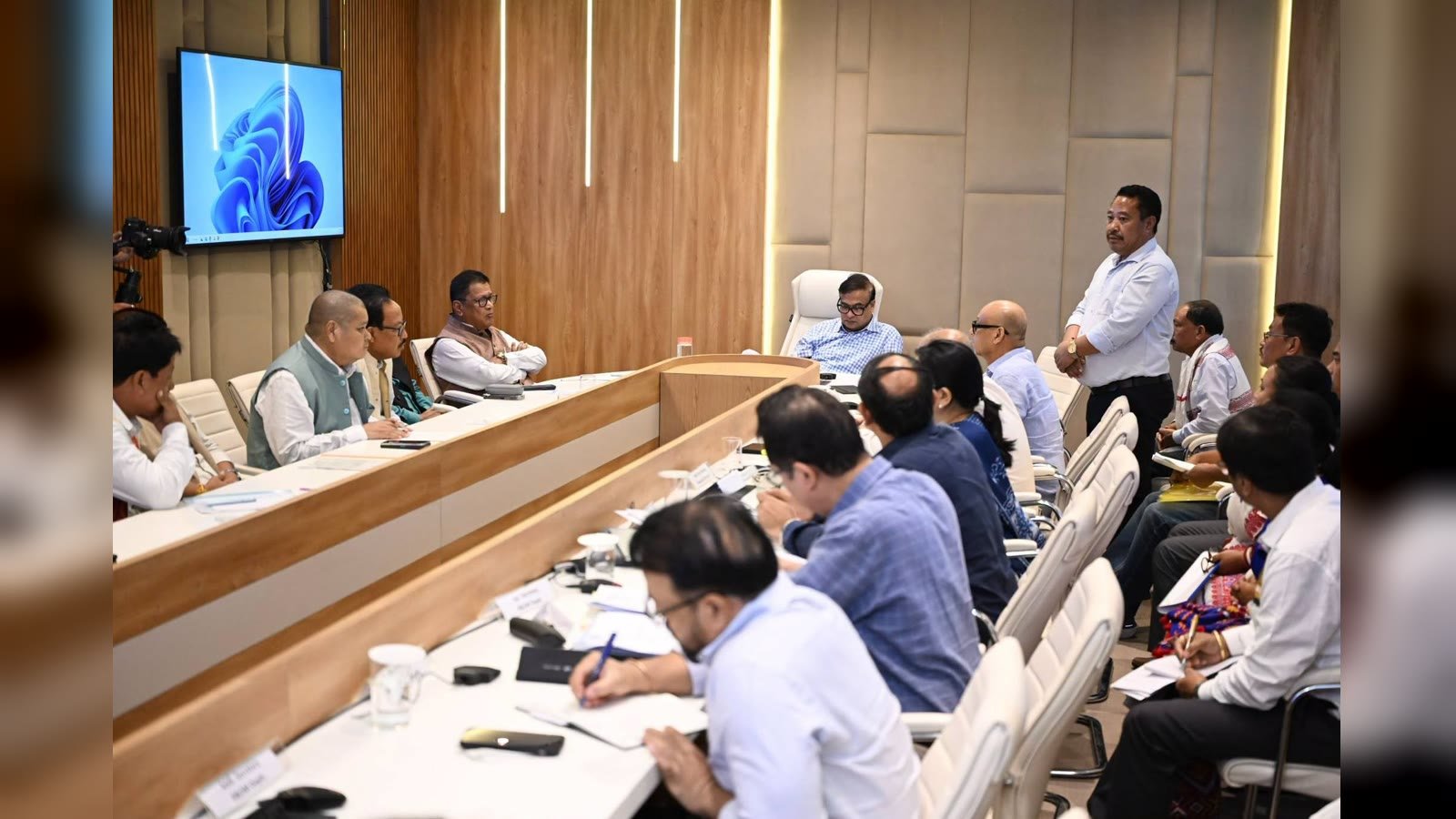 Assam CM Holds Meeting with Moran-Matok Community Organisations on Land Rights